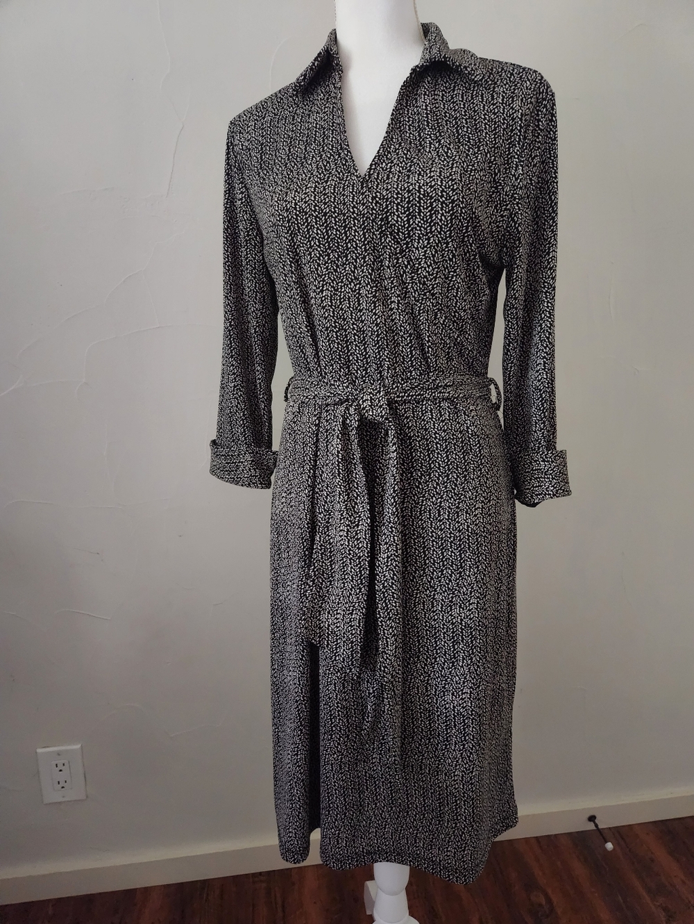Nine & Co. Black and White Printed Faux Wrap Dress With Removable Matching Tie